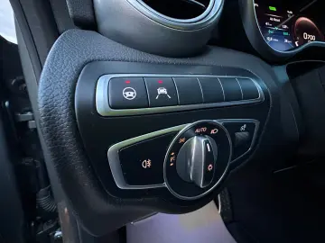 C 300 4M AMG Coupe  Night StHz AHK Sound 4xHighE