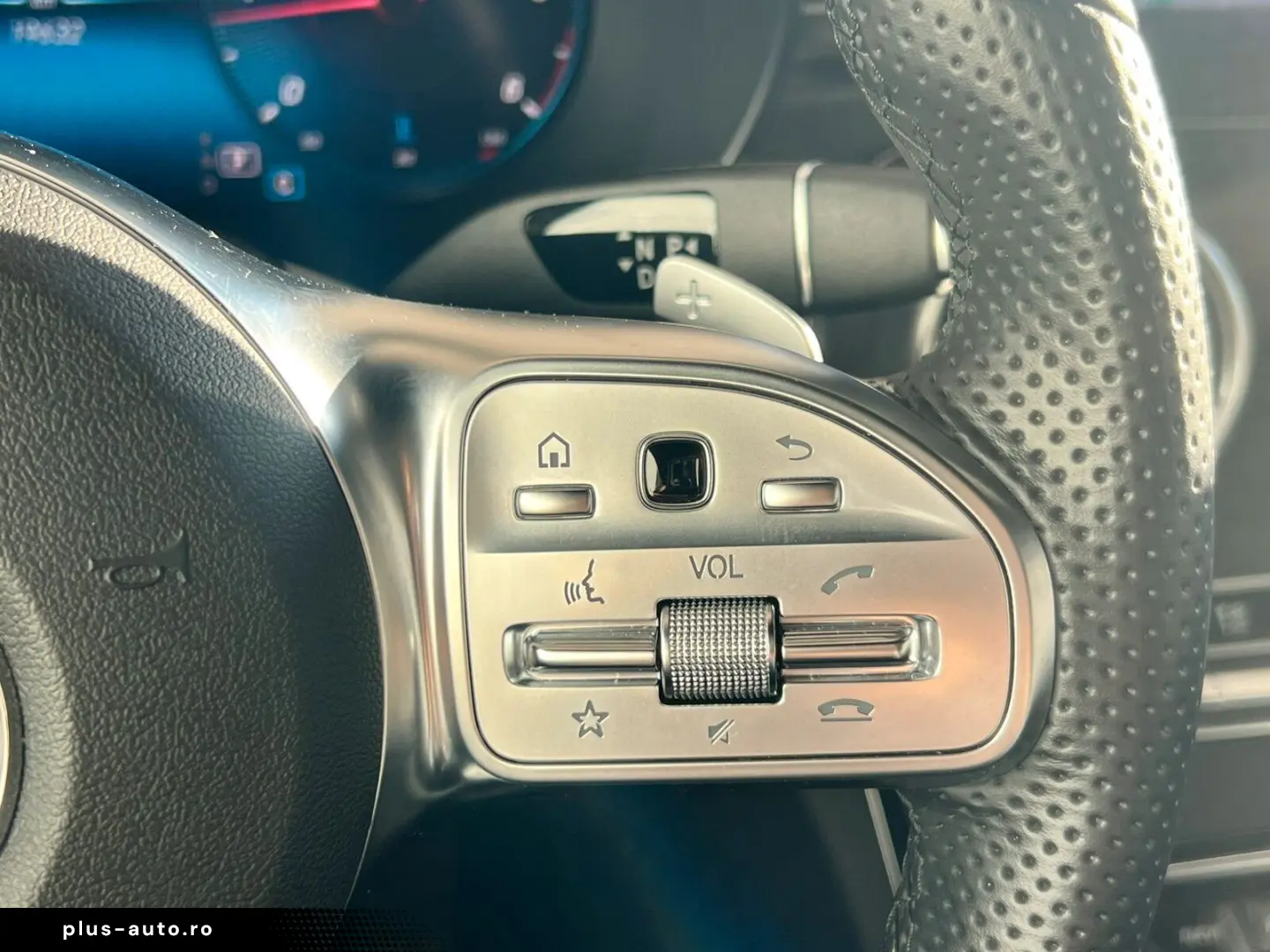 C 220 d AMG Line COMAND Pano.-Dach Distronic