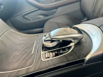 C 220 d AMG Line COMAND Pano.-Dach Distronic