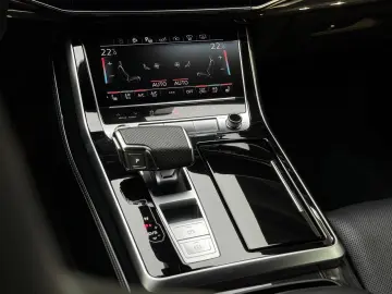 Q8 55 TFSI quattro S-line Pano HuD StHzg B&O-Adv