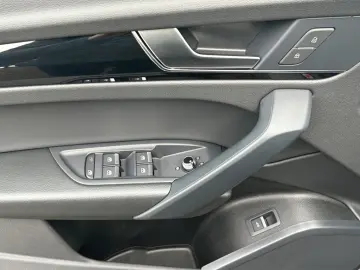 Q5 40 TDI quattro S tronic S line AHK MATRIX NAV