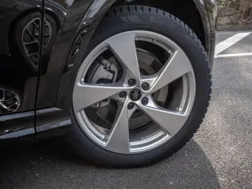 Q5 SUV TDI quattro MEMORY NAVI HEAD-UP DISPLAY