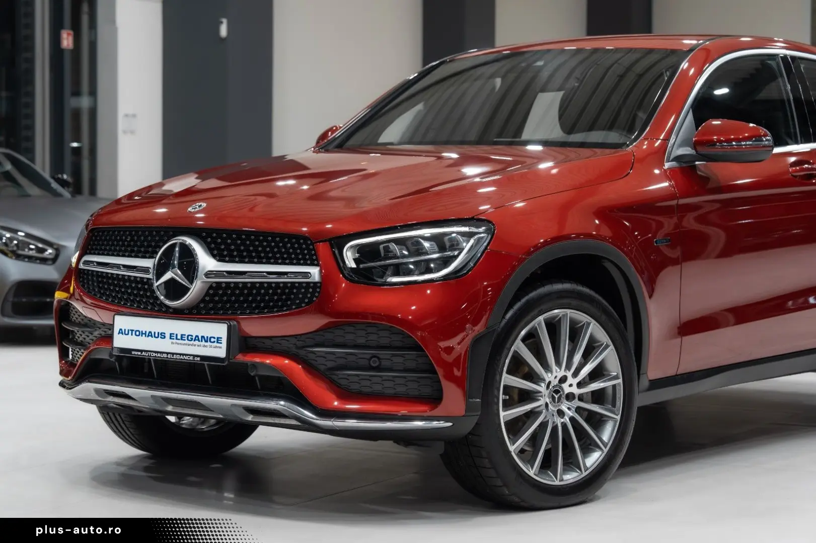 GLC 300 e 4Matic AMG-LINE EXCL-INT 1.HAND KAMERA