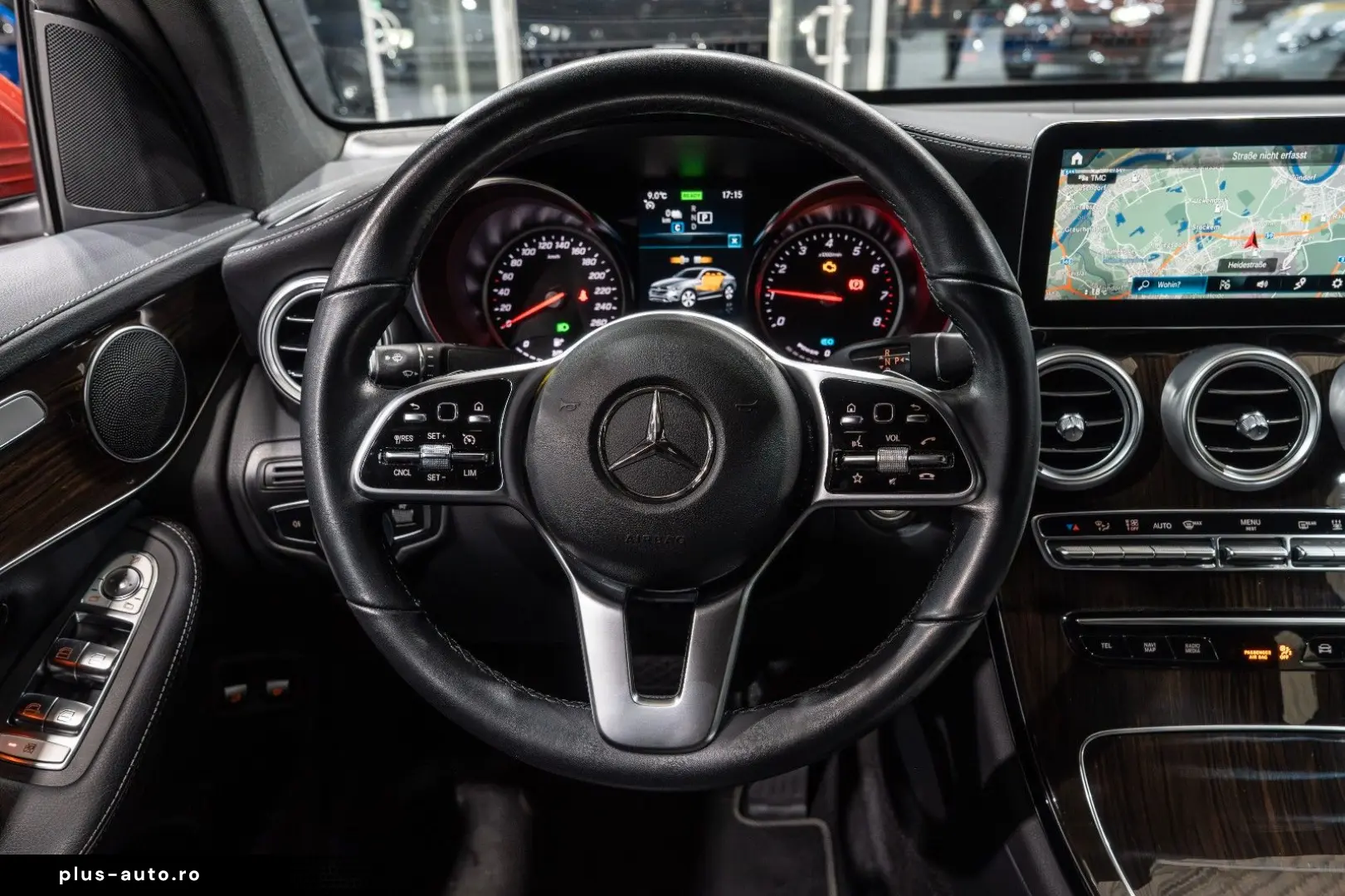 GLC 300 e 4Matic AMG-LINE EXCL-INT 1.HAND KAMERA
