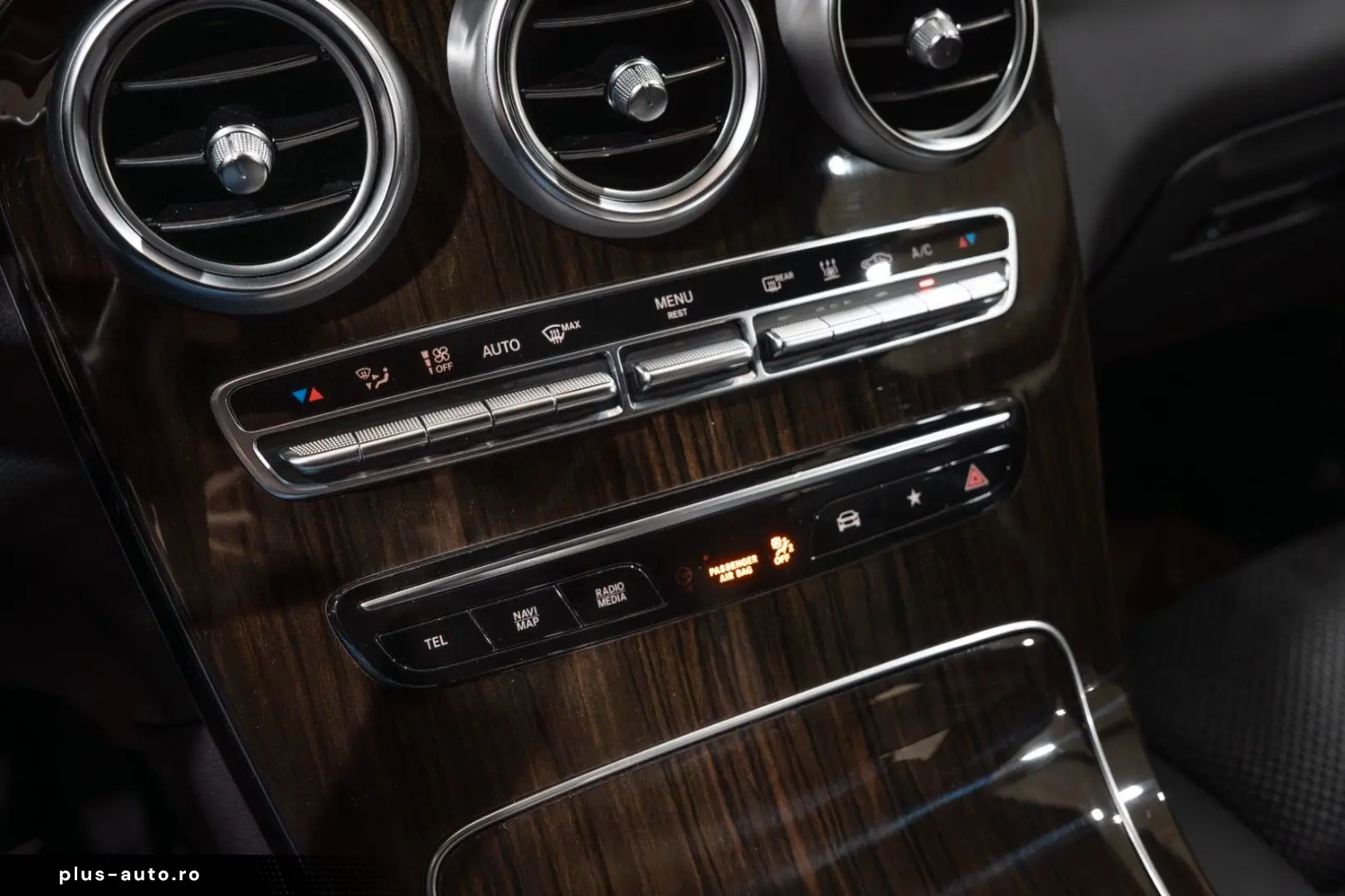 GLC 300 e 4Matic AMG-LINE EXCL-INT 1.HAND KAMERA