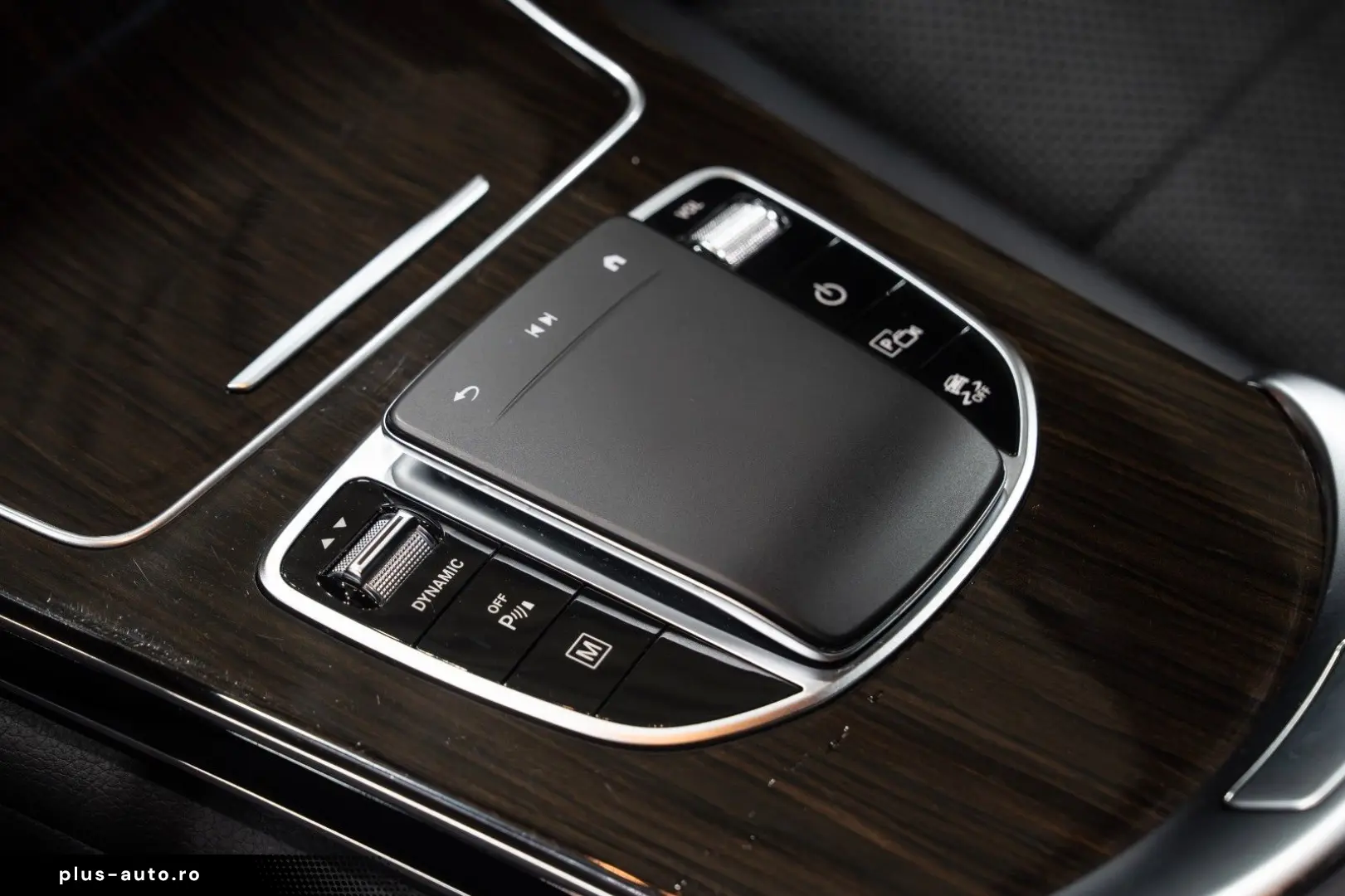 GLC 300 e 4Matic AMG-LINE EXCL-INT 1.HAND KAMERA