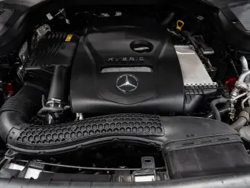 GLC 300 e 4Matic AMG-LINE EXCL-INT 1.HAND KAMERA