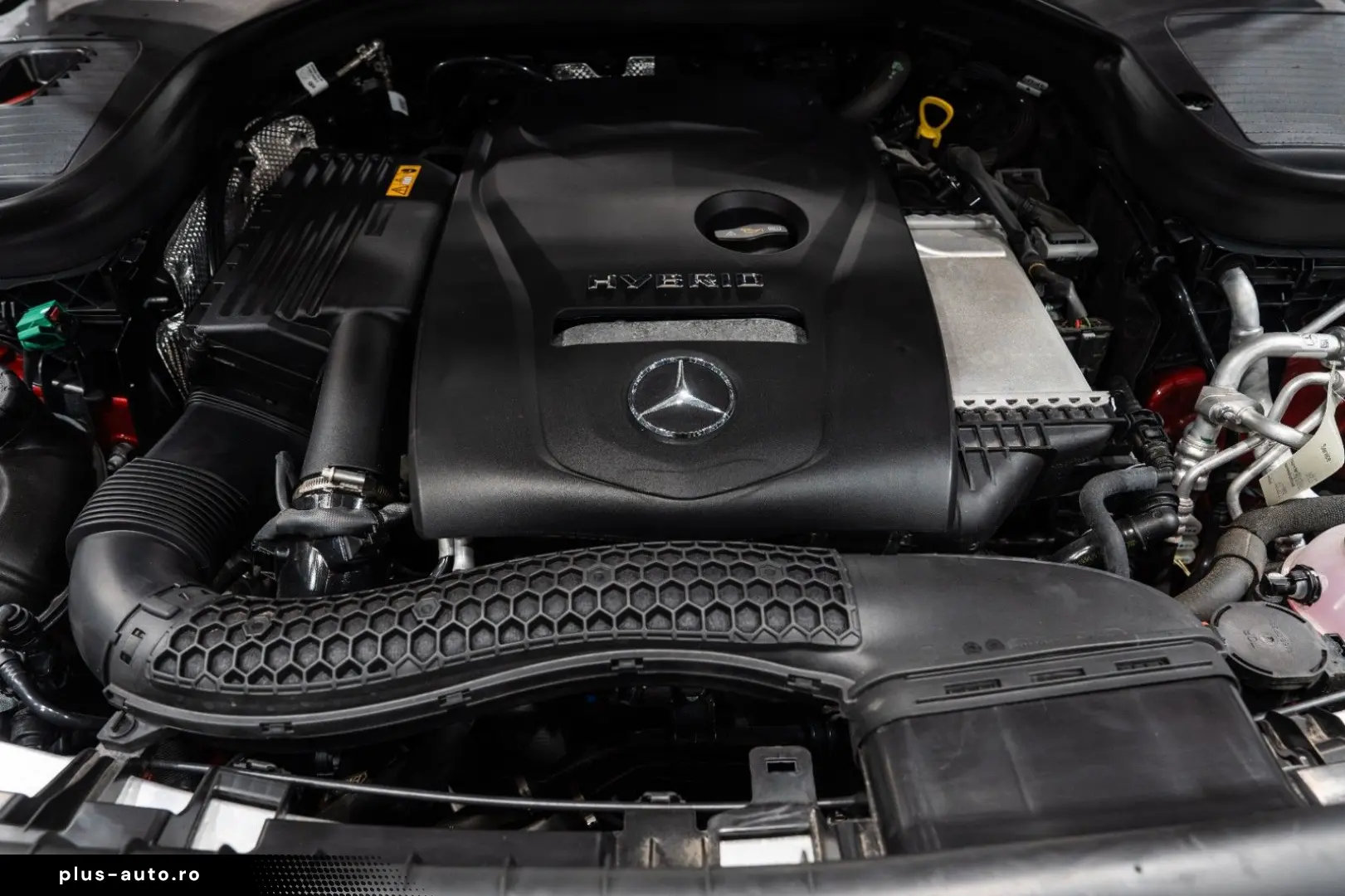 GLC 300 e 4Matic AMG-LINE EXCL-INT 1.HAND KAMERA