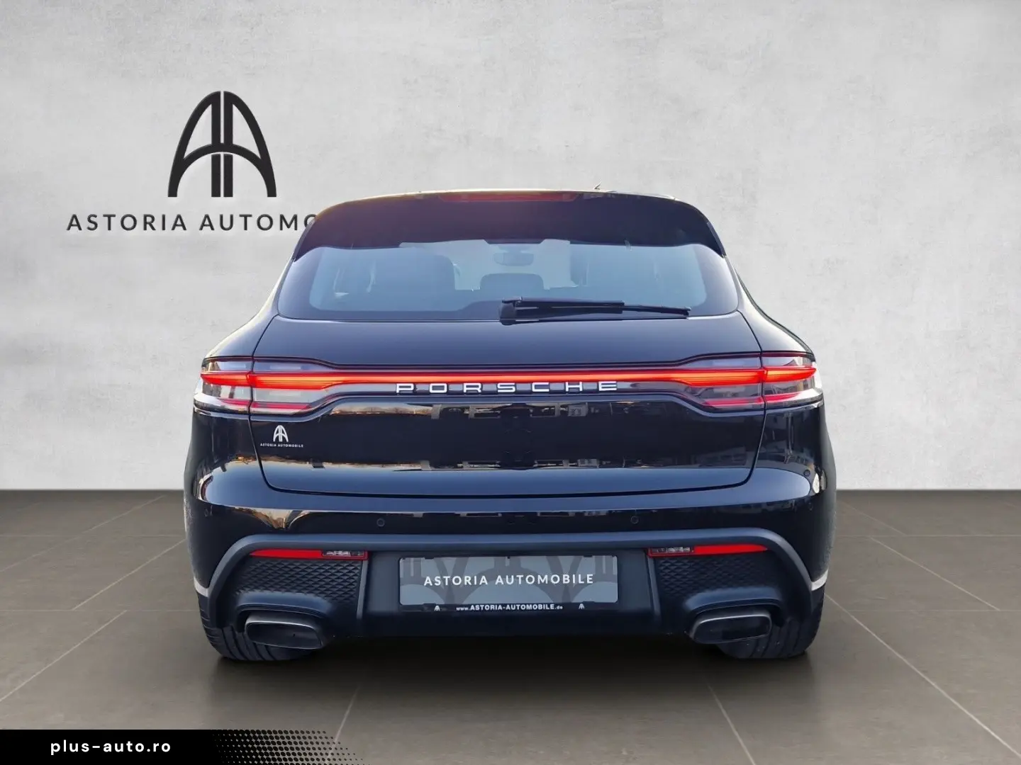 Macan Approved Pano CarPlay Signassist RFK