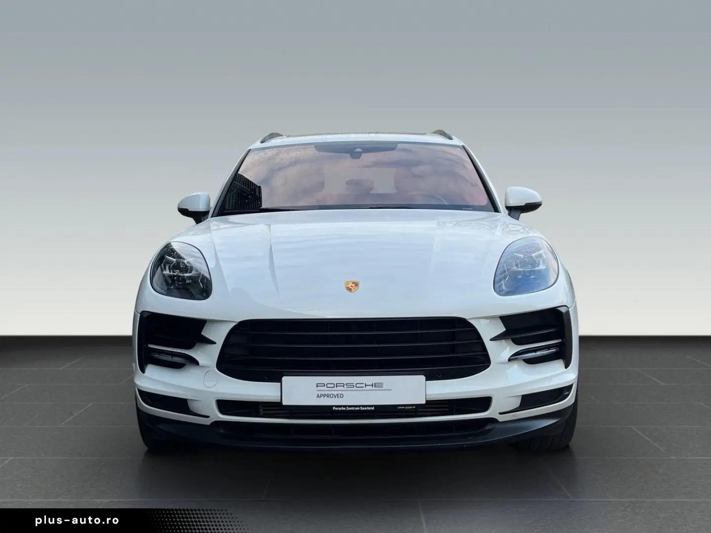 Macan Pano. Luftfed. 75l Apple Car Play LED Sche