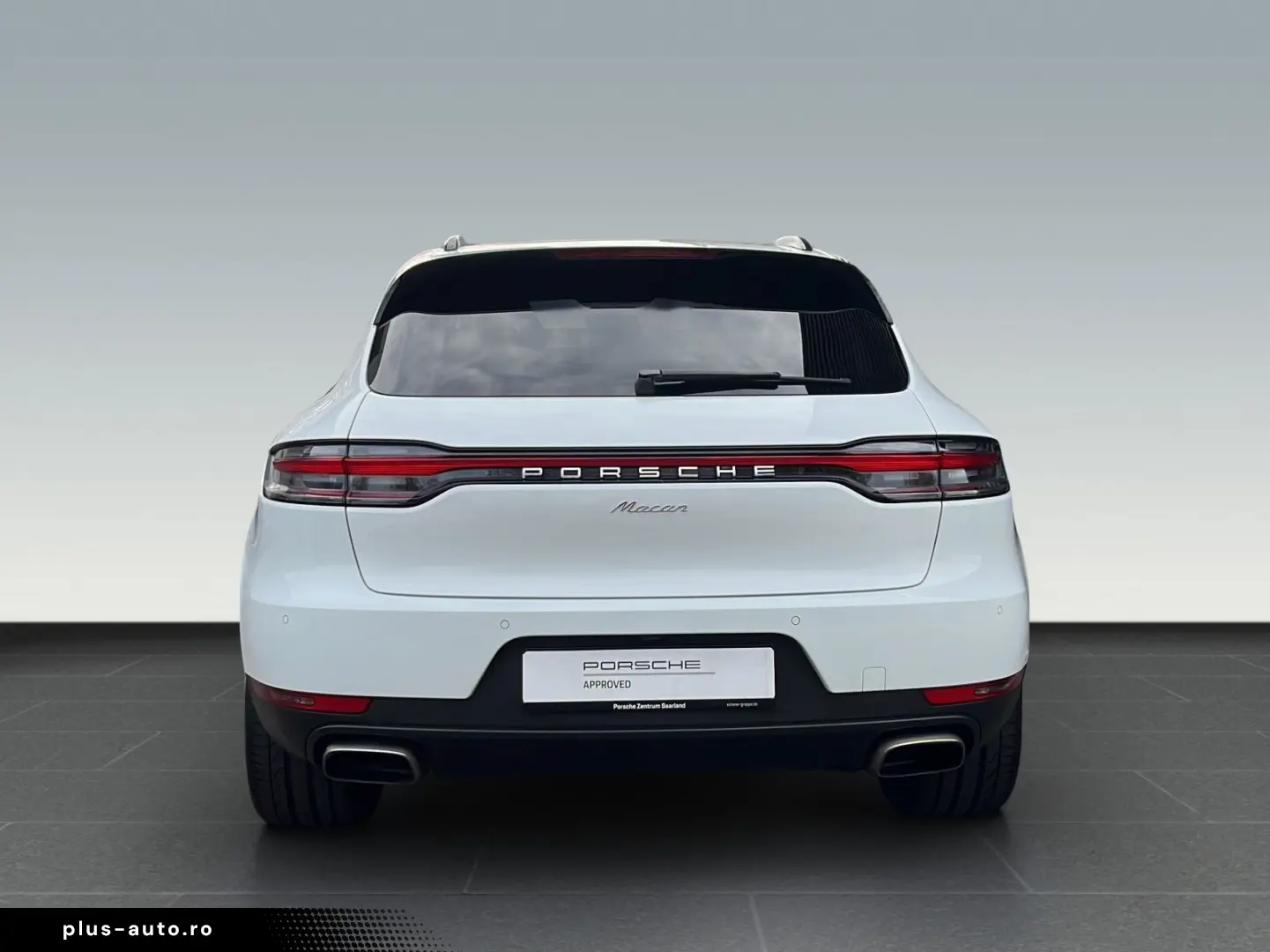 Macan Pano. AHK 75l Servol. Plus Apple Car Play