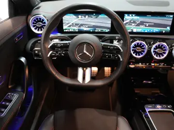 CLA 180 AMG LINE AUT LED AMBIENTE T-LEDER KAMERA