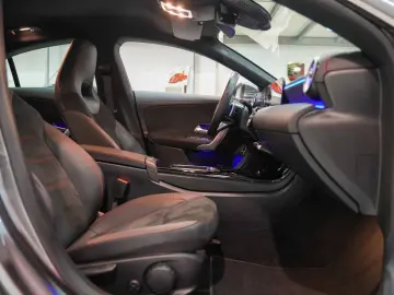 CLA 180 AMG LINE AUT LED AMBIENTE T-LEDER KAMERA