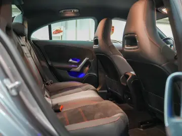 CLA 180 AMG LINE AUT LED AMBIENTE T-LEDER KAMERA