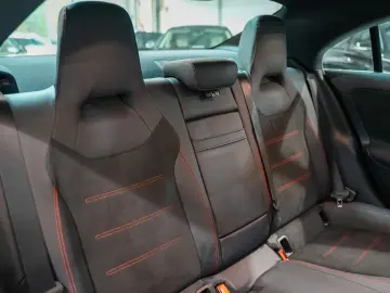 CLA 180 AMG LINE AUT LED AMBIENTE T-LEDER KAMERA