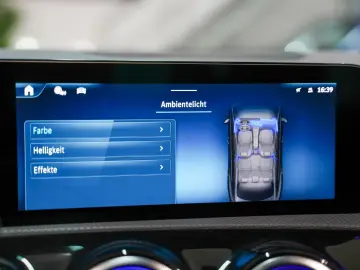 CLA 180 AMG LINE AUT LED AMBIENTE T-LEDER KAMERA