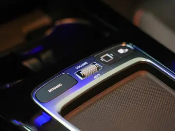 CLA 180 AMG LINE AUT LED AMBIENTE T-LEDER KAMERA