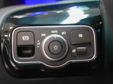 CLA 180 AMG LINE AUT LED AMBIENTE T-LEDER KAMERA