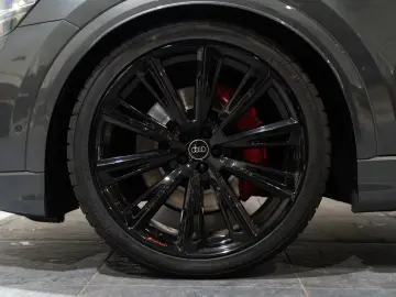 SQ8 EXCLUSIVE BLACK PANO AHK MATRIX HUD 3D B&O