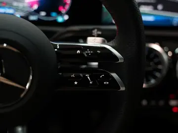 CLA 180 AMG LINE AUT LED AMBIENTE T-LEDER KAMERA