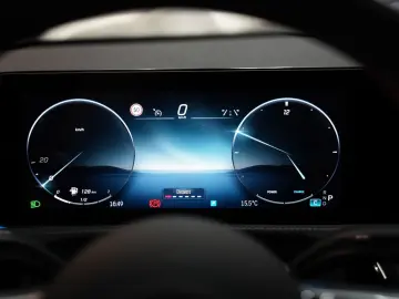 CLA 180 AMG LINE AUT LED AMBIENTE T-LEDER KAMERA