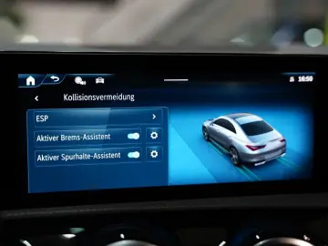 CLA 180 AMG LINE AUT LED AMBIENTE T-LEDER KAMERA