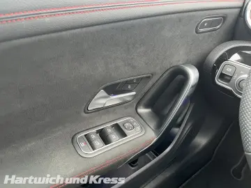 CLA 200 AMG Line Totwinkel Kamera Carplay LED Di