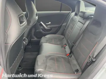 CLA 200 AMG Line Totwinkel Kamera Carplay LED Di