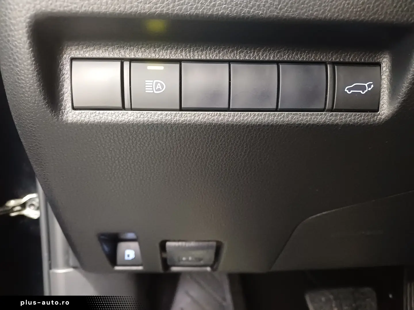 Toyota RAV4 2 5 Hybrid Style AWD