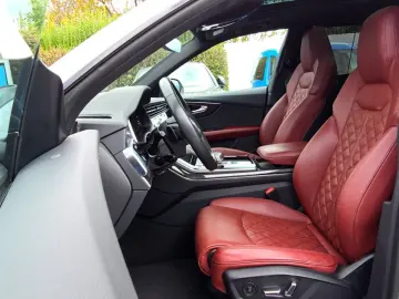 SQ8 TFSI quattro MATRIX 360 ACC AHK PANORAMA