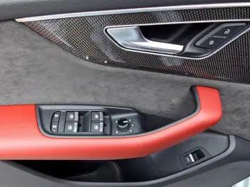 SQ8 TFSI quattro MATRIX 360 ACC AHK PANORAMA