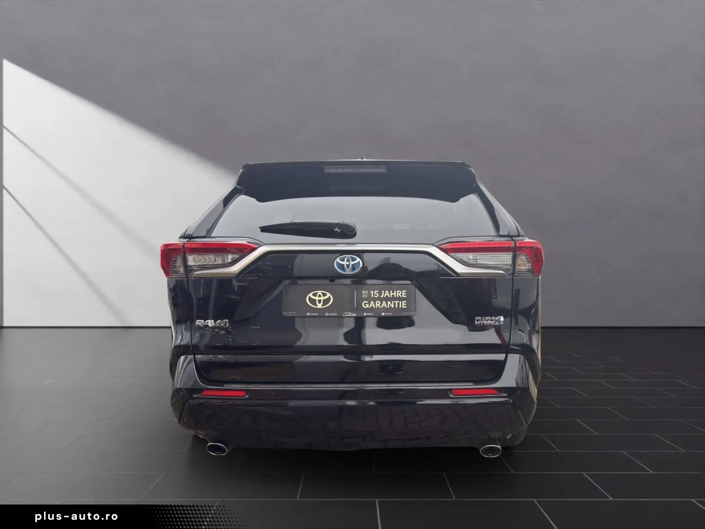 RAV 4 PLUG-IN HYBRID 4x4 CARPLAY KAMERA