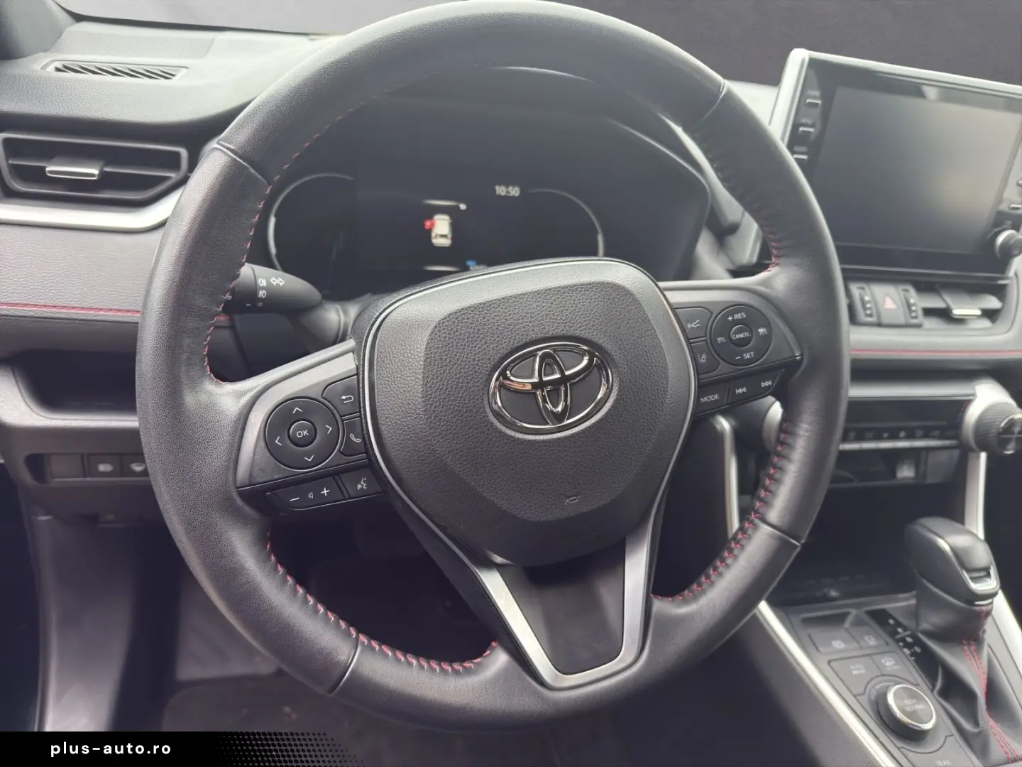 RAV 4 PLUG-IN HYBRID 4x4 CARPLAY KAMERA