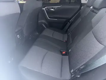 RAV4 Hybrid 4x2 Business Ed. Navi ACC Kamera PDC