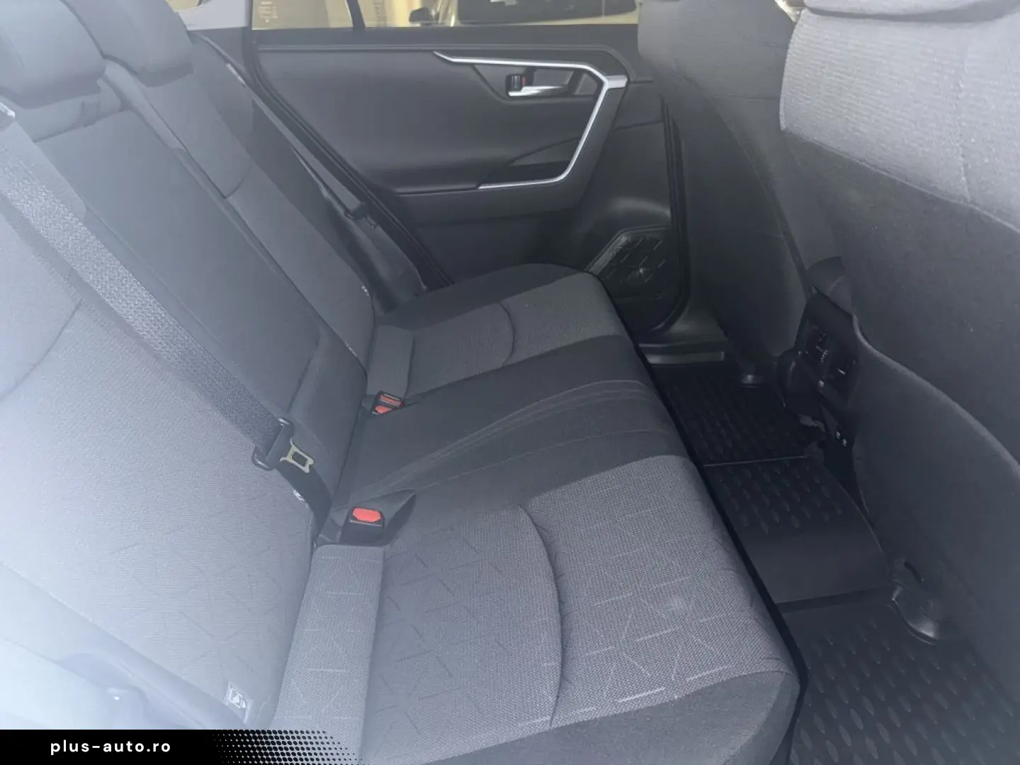 RAV4 Hybrid 4x2 Business Ed. Navi ACC Kamera PDC