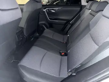 RAV4 Hybrid 4x2 Team D CarPlay ACC el.Heckklappe