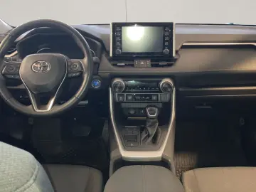 RAV 4 Hybrid  Team Deutschland AHK 8FACH !!