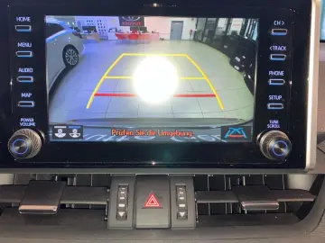 RAV 4 Hybrid  Team Deutschland AHK 8FACH !!