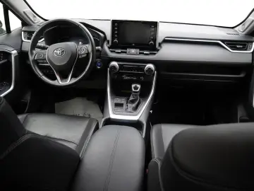 RAV 4 2.5 Hybrid Lounge