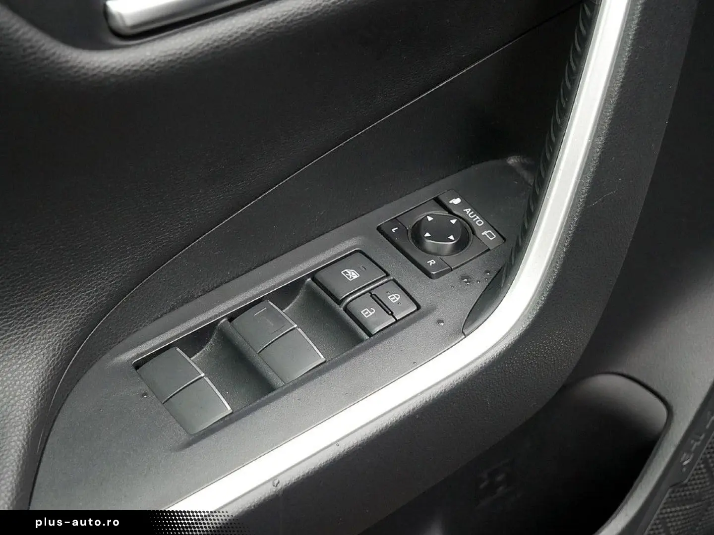 RAV 4 2.5 Hybrid Lounge