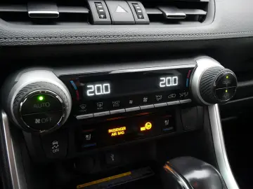 RAV 4 2.5 Hybrid Lounge