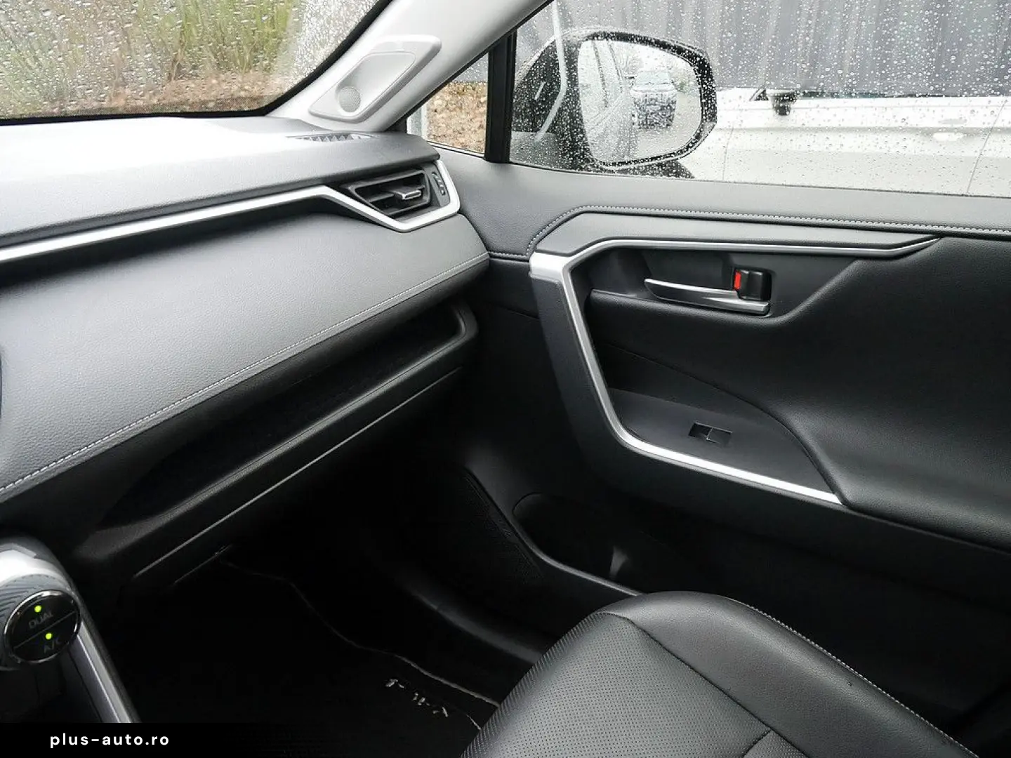 RAV 4 2.5 Hybrid Lounge