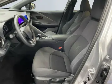 C-HR 1.8 Hybrid Team D  LED ACC CAM Navi PDC SHZ