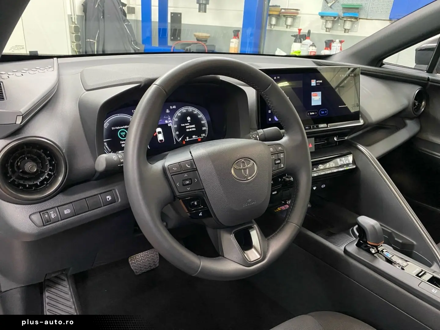 C-HR 1.8 Hybrid Team D  LED ACC CAM Navi PDC SHZ