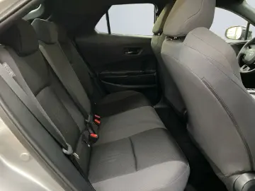 C-HR 1.8 Hybrid Team D  LED ACC CAM Navi PDC SHZ