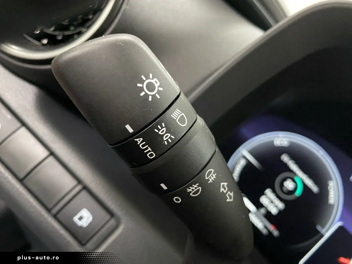 C-HR 1.8 Hybrid Team D  LED ACC CAM Navi PDC SHZ