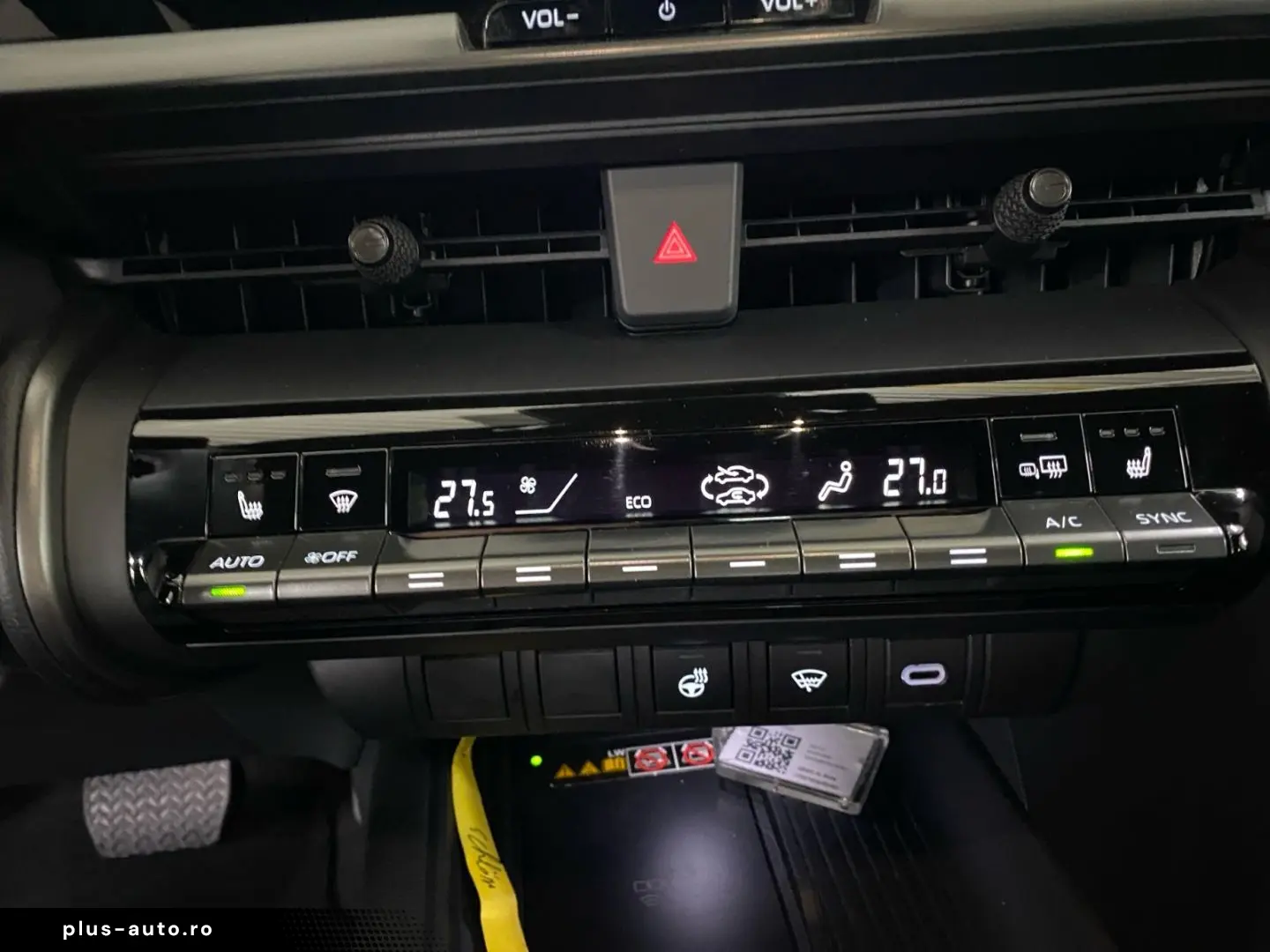 C-HR 1.8 Hybrid Team D  LED ACC CAM Navi PDC SHZ