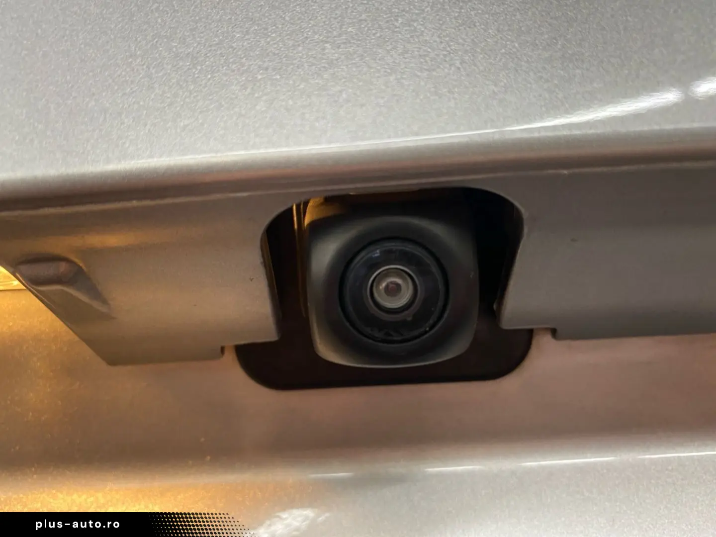 C-HR 1.8 Hybrid Team D  LED ACC CAM Navi PDC SHZ