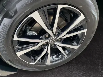 C-HR 1.8 Hybrid Team D  LED ACC el Heck CAM SHZ