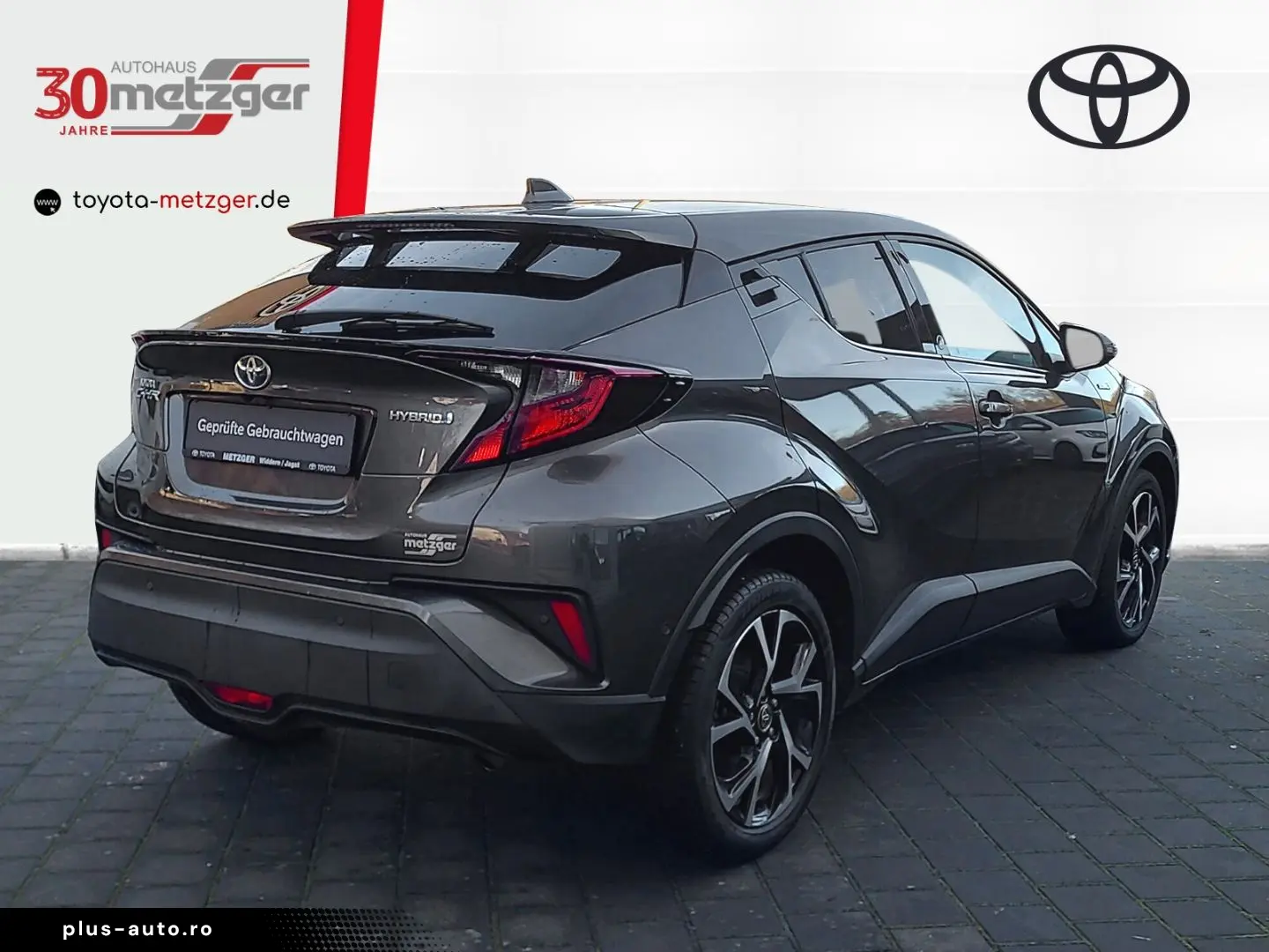 C-HR Hybrid Team D  Smartphone-Integration  LED